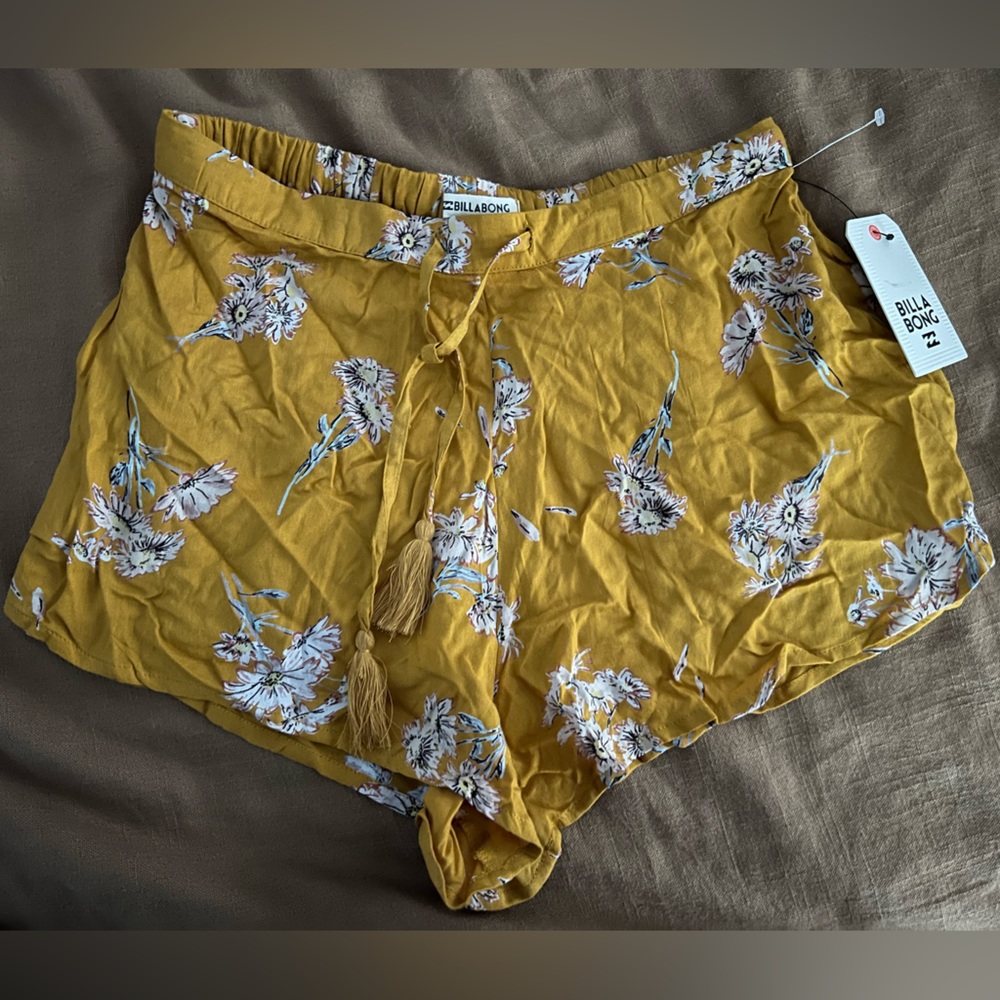 Billabong shorts